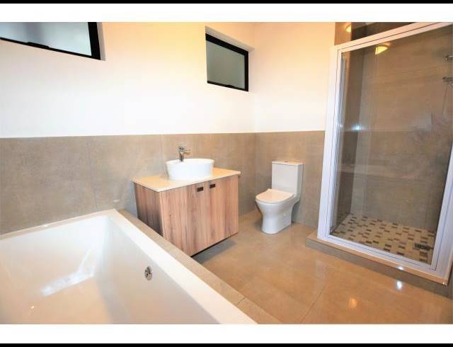 1 BEDROOM PROPERTY TO RENT IN RIVONIA